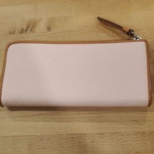 Dooney & Bourke Bags - Dooney & Bourke Pebble Leather Zip Clutch Dooney & Bourke Bags - Dooney & Bourke Pebble Leather Zip Clutch